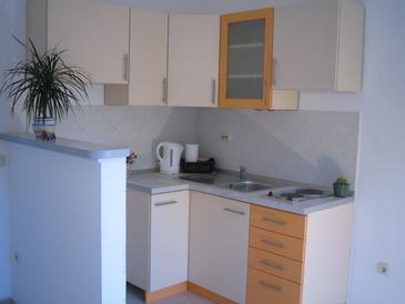 Kitchen Hvar, Kitchen u smještaju tipa apartment.