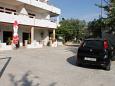 Parking lot - Apartments 211 Parking lot Novalja (Pag) - Accommodation 211 - Apartments with pebble beach.