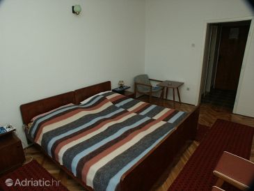 Bedroom Lopud, Bedroom u smještaju tipa room.