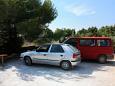 Parking lot - Apartments 2172 Parking lot Osibova (Brač) - Accommodation 2172 - Apartments with pebble beach.