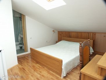 Ložnice Peroj, Ložnice u smještaju tipa room, dopusteni kucni ljubimci i WIFI.