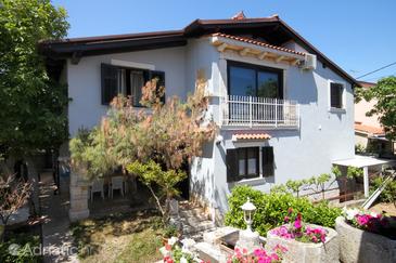 Property - Apartments 2237 Property Premantura (Medulin) - Accommodation 2237 - Apartments with pebble beach.
