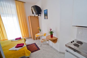 Dining room Selce, Dining room u smještaju tipa studio-apartment, WIFI.
