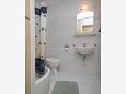 Shared bathroom Shared bathroom - Room S-2431-c - Apartments and Rooms Komiža (Vis) - 2431