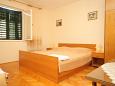 Bedroom 2 Bedroom 2 - Apartment A-2440-a - Apartments Komiža (Vis) - 2440