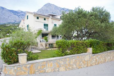 Property - Apartments 2588 Property Promajna (Makarska) - Accommodation 2588 - Apartments near sea with pebble beach.
