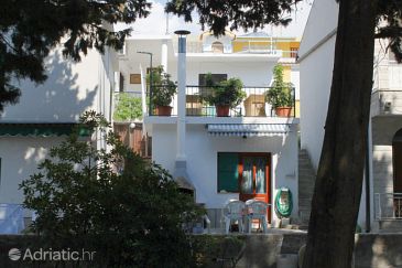 Property - Apartments 2609 Property Baška Voda (Makarska) - Accommodation 2609 - Apartments with pebble beach.