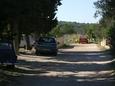 Parking lot - Apartments 2838 Parking lot Mirca (Brač) - Accommodation 2838 - Apartments with pebble beach.