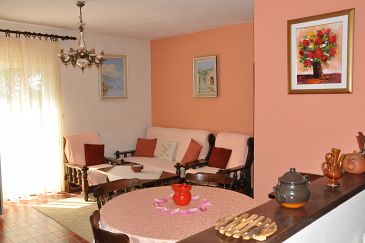 Living room Supetar, Living room u smještaju tipa apartment, dopusteni kucni ljubimci i WIFI.