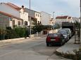 Parking lot - Apartments 2896 Parking lot Supetar (Brač) - Accommodation 2896 - Apartments with pebble beach.