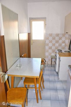 Dining room Pučišća, Dining room u smještaju tipa apartment.