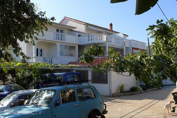 Property - Apartments and Rooms 299 Property Mrljane (Pašman) - Accommodation 299 - Apartments and Rooms in Croatia.