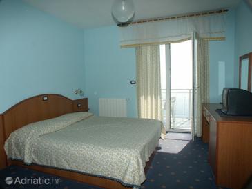 Bedroom Lovran, Bedroom u smještaju tipa room.