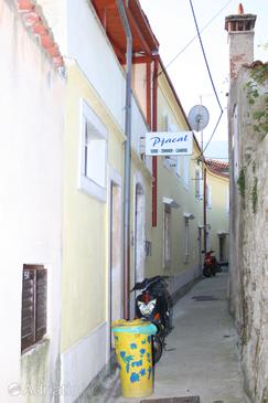 Property - Rooms 3041 Property Veli Lošinj (Lošinj) - Accommodation 3041 - Rooms near sea.