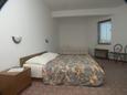 Bedroom Bedroom - Room S-3050-b - Rooms Loznati (Cres) - 3050