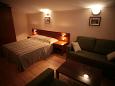 Bedroom Tučepi, Bedroom u smještaju tipa room, WIFI.