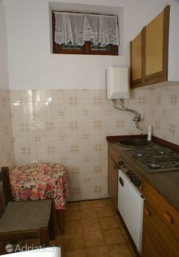 Kitchen Podaca, Kitchen u smještaju tipa studio-apartment, dopusteni kucni ljubimci i WIFI.
