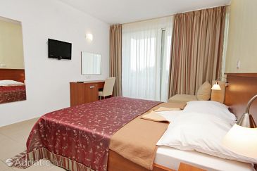 Bedroom Rtina - Miletići, Bedroom u smještaju tipa room, dopusteni kucni ljubimci i WIFI.