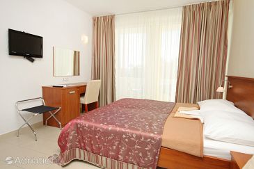 Bedroom Rtina - Miletići, Bedroom u smještaju tipa room, dopusteni kucni ljubimci i WIFI.