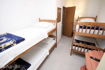 Bedroom Petrčane, Bedroom u smještaju tipa room, dopusteni kucni ljubimci.