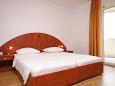 Bedroom Novalja, Bedroom u smještaju tipa room, dostupna klima i WIFI.