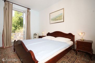 Bedroom Mošćenička Draga, Bedroom u smještaju tipa room, WIFI.