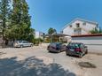 Parking lot - Rooms 3445 Parking lot Mali Lošinj (Lošinj) - Accommodation 3445 - Rooms with sandy beach.
