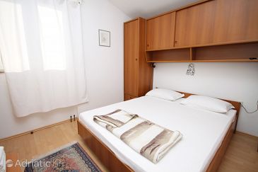 Room S-408-a - Apartments and Rooms Njivice (Krk) - 408