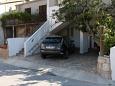 Parking lot - Apartments 4161 Parking lot Metajna (Pag) - Accommodation 4161 - Apartments near sea with sandy beach.
