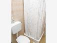 Bathroom Vodice, Bathroom u smještaju tipa room, dopusteni kucni ljubimci i WIFI.