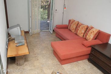 Living room Vodice, Living room u smještaju tipa apartment, dostupna klima, dopusteni kucni ljubimci i WIFI.