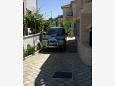 Parking lot - Apartments 4274 Parking lot Supetar (Brač) - Accommodation 4274 - Apartments near sea with pebble beach.