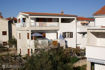 Property - Apartments 4313 Property Rogoznica (Rogoznica) - Accommodation 4313 - Apartments near sea with pebble beach.