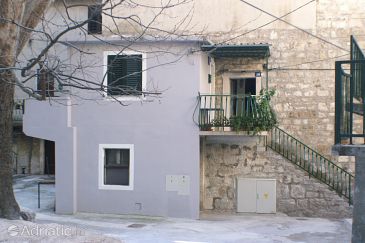 Property - Apartments 4327 Property Omiš (Omiš) - Accommodation 4327 - Apartments with sandy beach.