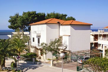 Property - Apartments and Rooms 4330 Property Podgora (Makarska) - Accommodation 4330 - Apartments and Rooms near sea with pebble beach.