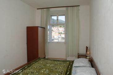 Bedroom Račišće, Bedroom u smještaju tipa room.