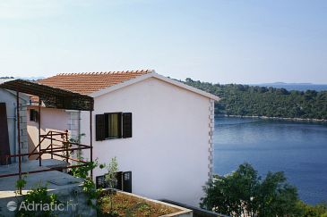 Property - Apartments 4465 Property Karbuni (Korčula) - Accommodation 4465 - Apartments near sea.