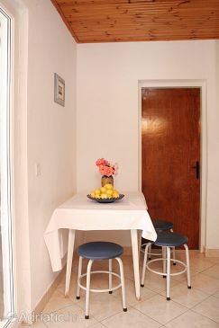 Dining room Orebić, Dining room u smještaju tipa apartment, WIFI.