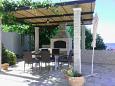 Shared terrace Štikovica, Shared terrace u smještaju tipa apartment, s pogledom na more i WIFI.