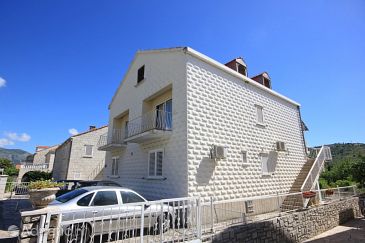 Property - Rooms 4790 Property Srebreno (Dubrovnik) - Accommodation 4790 - Rooms with pebble beach.