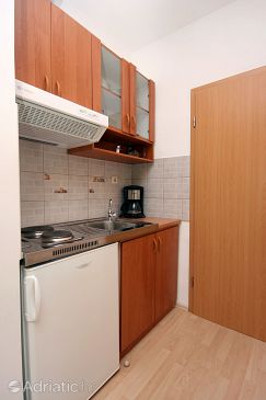 Kitchen Duće, Kitchen u smještaju tipa studio-apartment, WIFI.