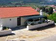 Parking lot - Apartments 4854 Parking lot Jelsa (Hvar) - Accommodation 4854 - Apartments with pebble beach.