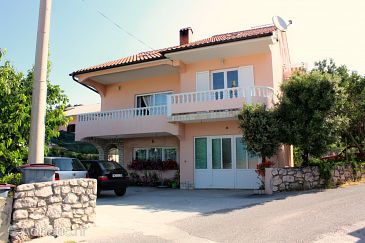 Property Barbat, Rab, Property 5005 - Apartments blizu mora with pebble beach.