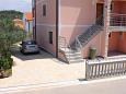 Parking lot - Apartments 5133 Parking lot Jezera (Murter) - Accommodation 5133 - Apartments in Croatia.