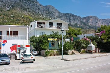 Property - Apartments and Rooms 517 Property Podaca (Makarska) - Accommodation 517 - Apartments and Rooms with pebble beach.