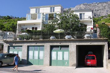 Property - Rooms 5263 Property Tučepi (Makarska) - Accommodation 5263 - Rooms with pebble beach.
