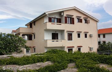 Property - Apartments 5354 Property Baška (Krk) - Accommodation 5354 - Apartments with pebble beach.