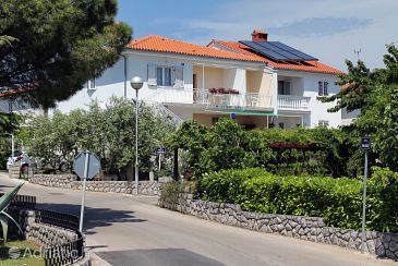 Property - Rooms 5371 Property Krk (Krk) - Accommodation 5371 - Rooms with pebble beach.