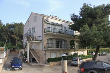 Property - Apartments 538 Property Jelsa (Hvar) - Accommodation 538 - Apartments with sandy beach.