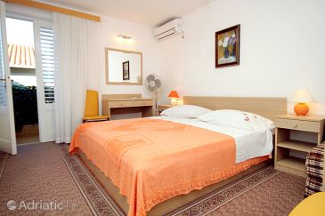 Room S-540-b - Apartments and Rooms Vrboska (Hvar) - 540